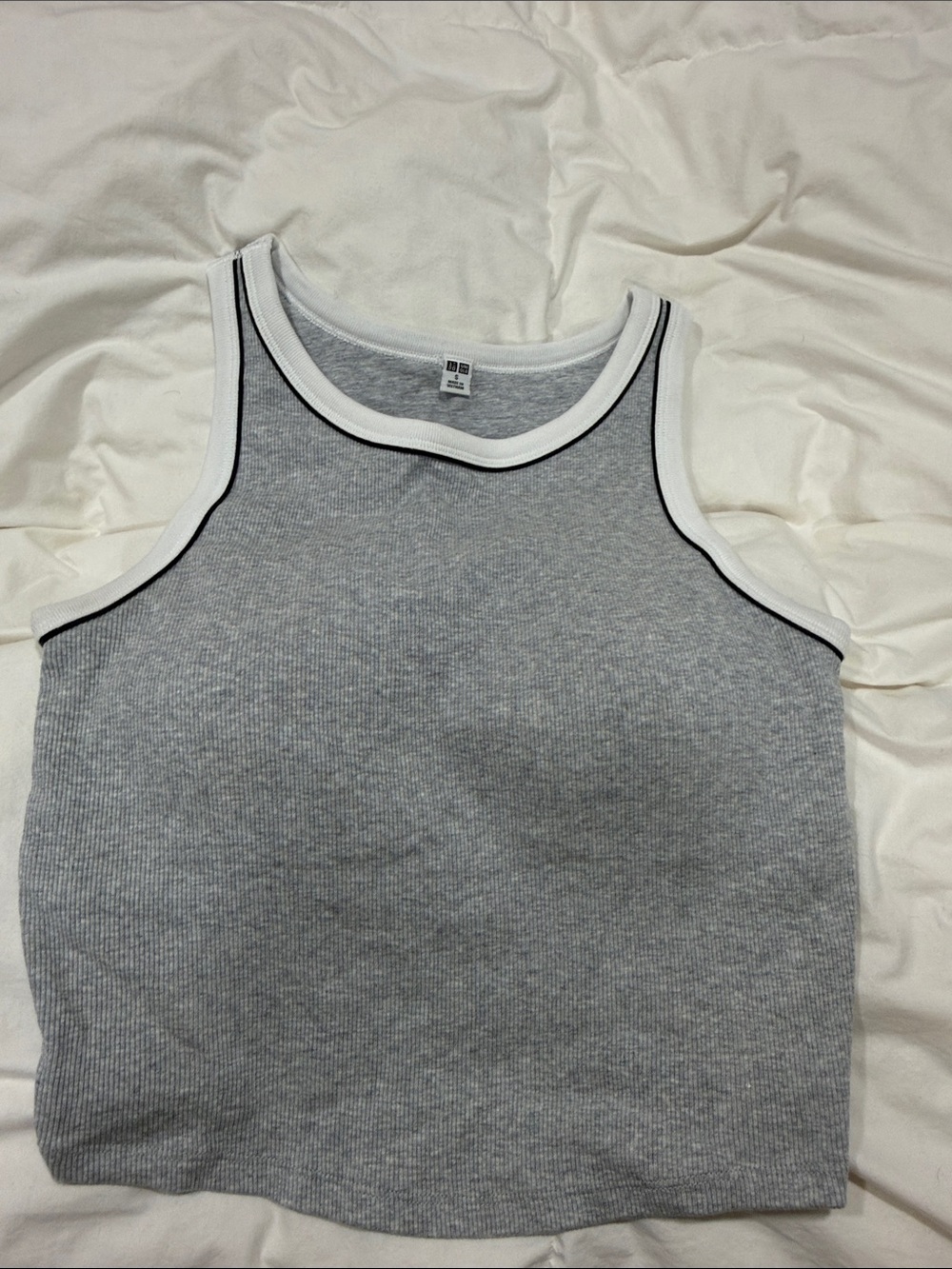 UNIQLO Gray Ribbed Tank Top with White Trim